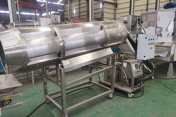 egydobos fűszerező gép