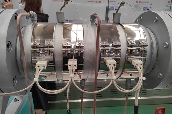 Detalhe da extrusora 1