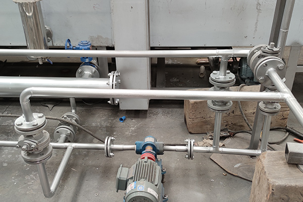 Sistema de tanque de óleo para fritadeira