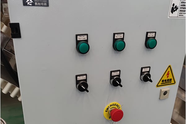 Detalhe da máquina de aromatização 1